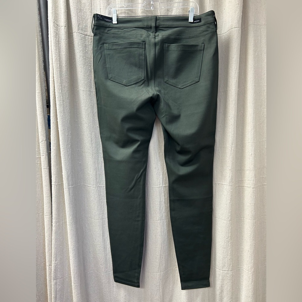 Liverpool LA / NWT/ olive / Harper boot cut skinny/ size 16-33 - Picture 4 of 10